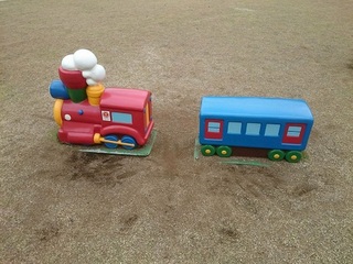 電車の遊具